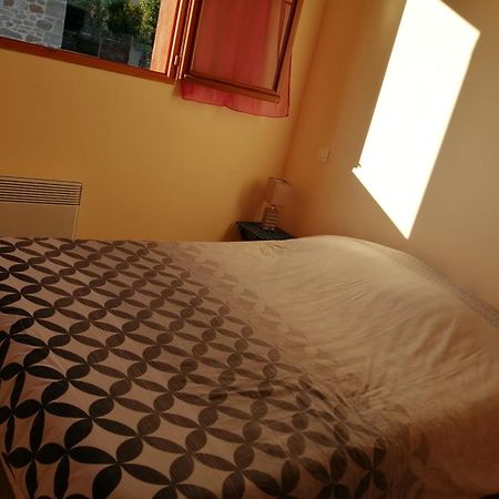 Mon Petit Coin De Paradis Darazac Room photo